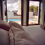 Vila Surfwhitehouse *
