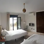Surfwhitehouse Vila