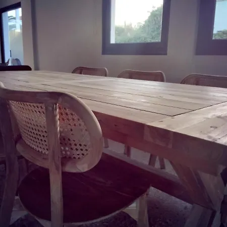 فيلة Surfwhitehouse