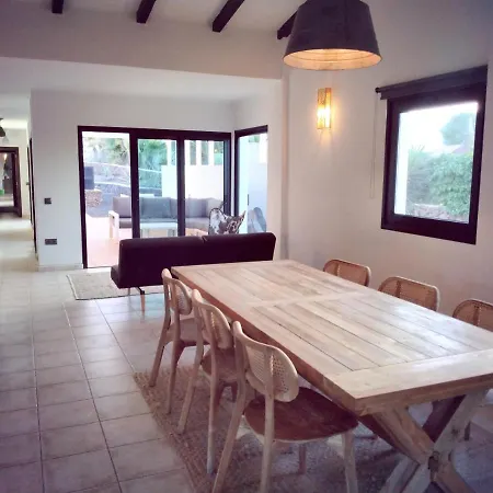 فيلة Surfwhitehouse