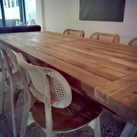 فيلة Surfwhitehouse *