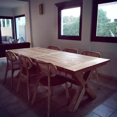 Surfwhitehouse * لاجاريس