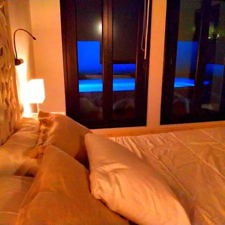 فيلة Surfwhitehouse