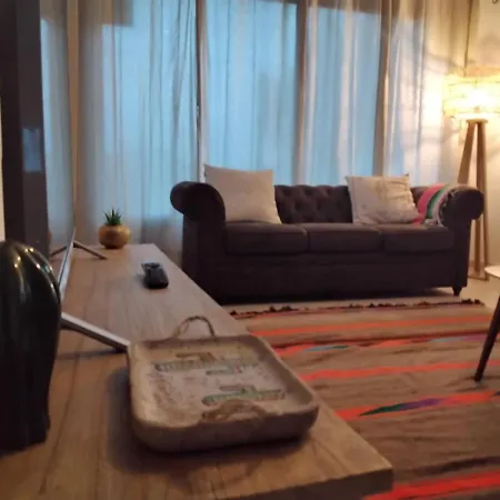 Surfwhitehouse فيلة *