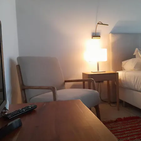 Surfwhitehouse لاجاريس